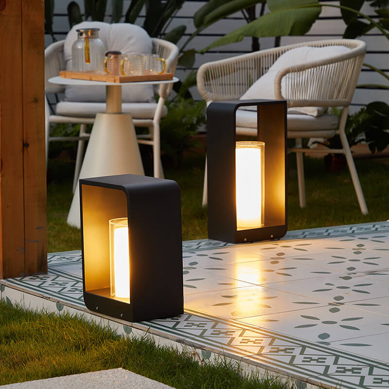 Kado Outdoor Light