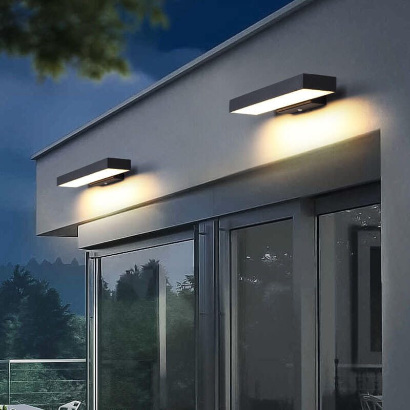 Taira Outdoor Light