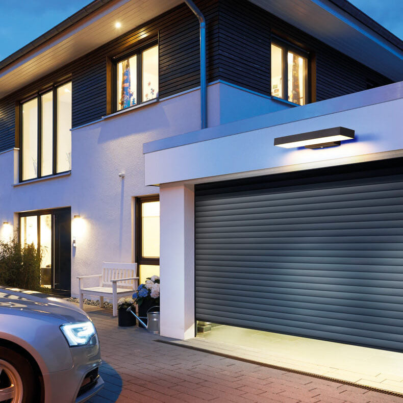 Taira Outdoor Light