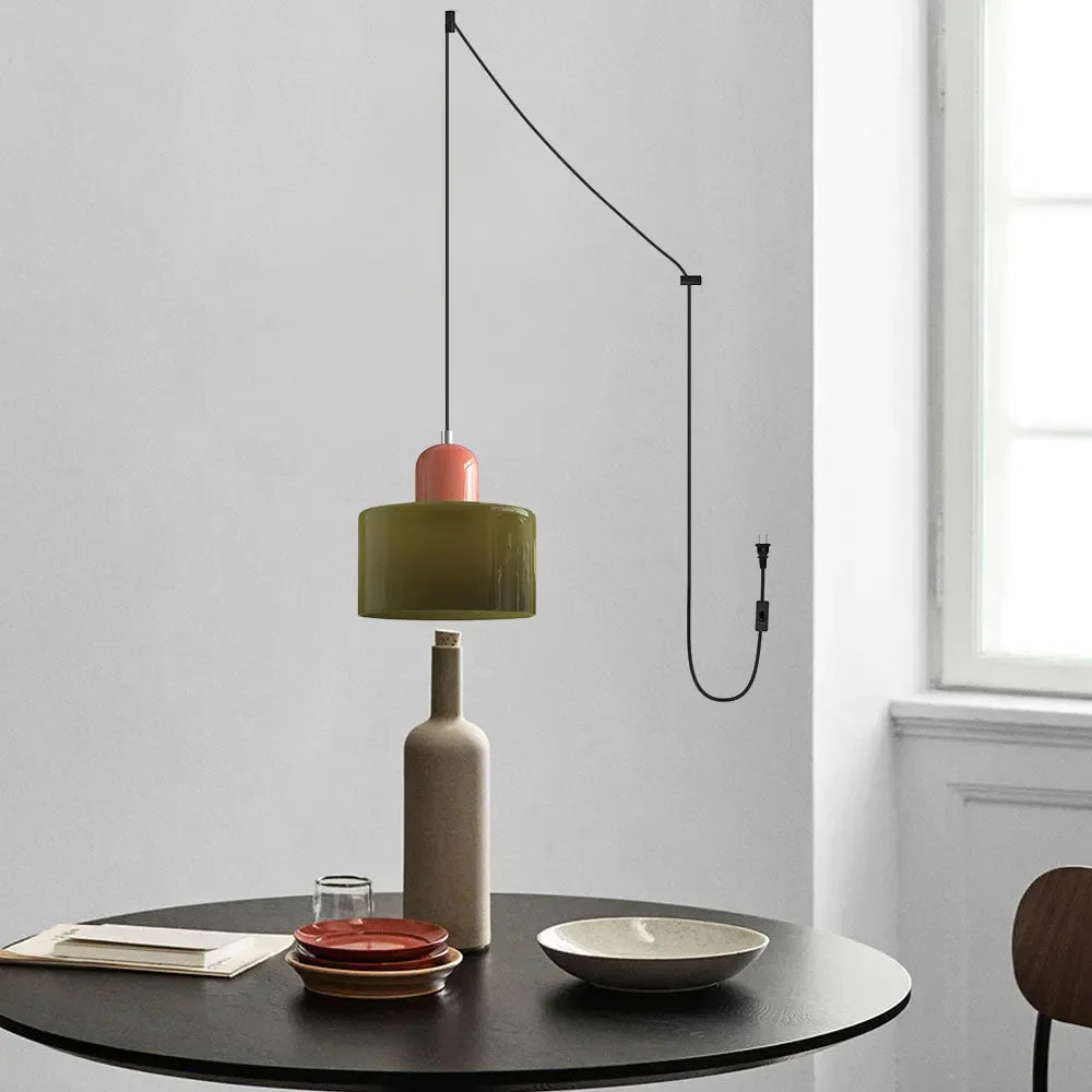 Iro Pendant Light