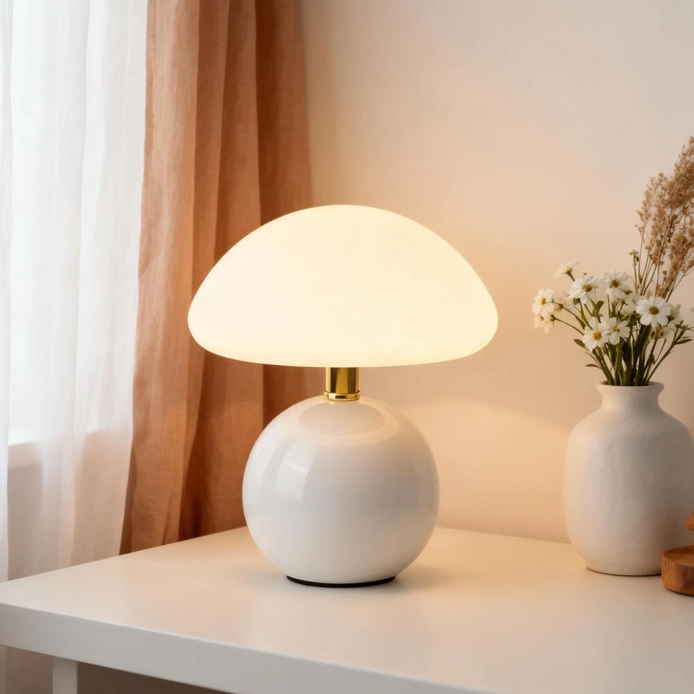 Kinu Table Lamp