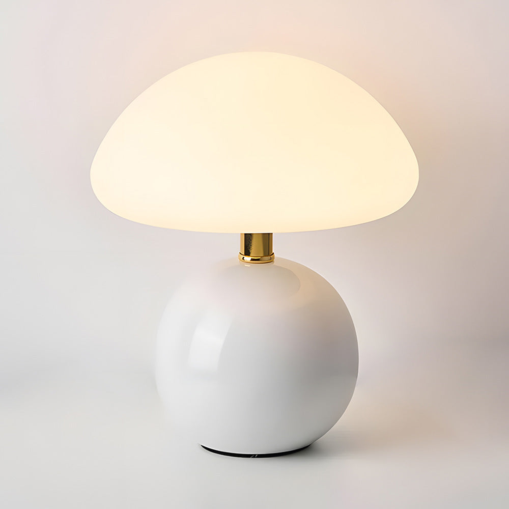 Kinu Table Lamp