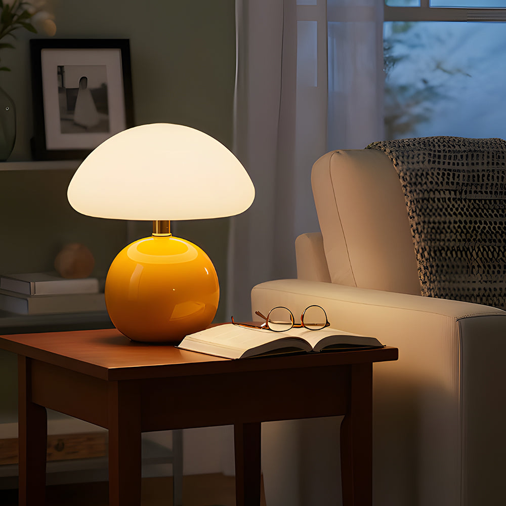 Kinu Table Lamp