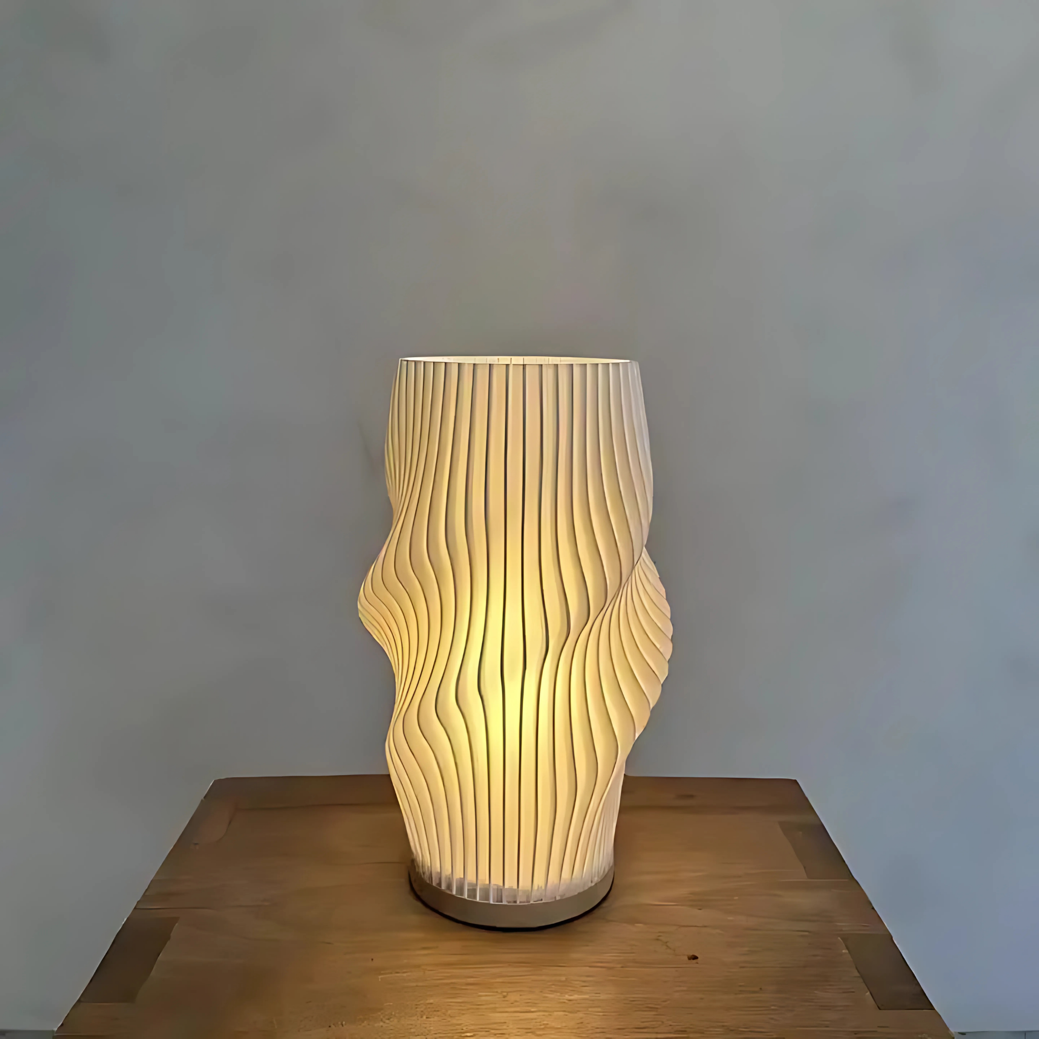 Tomoshi Table Lamp