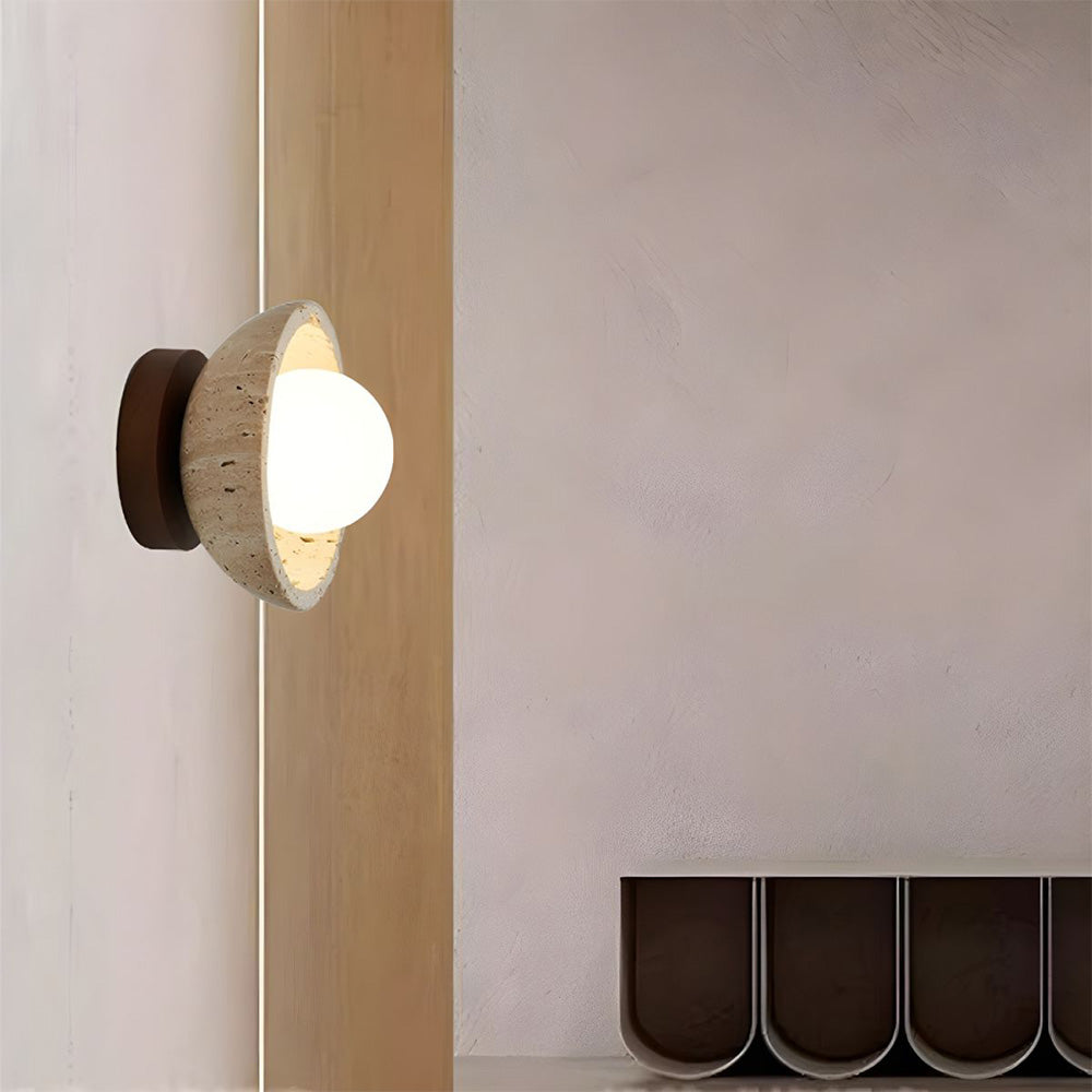 Iwa Wall Light