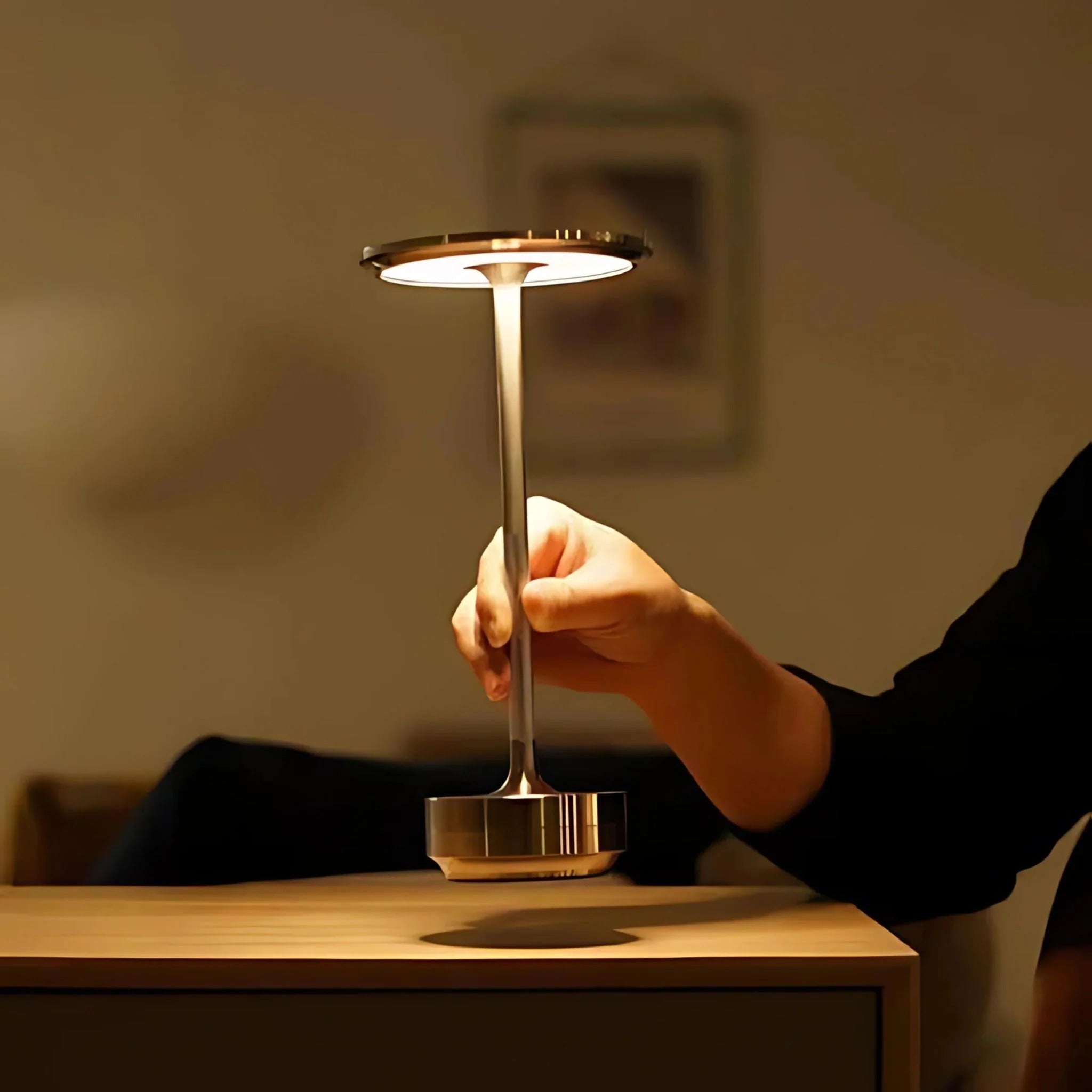 Tetsu Table Lamp
