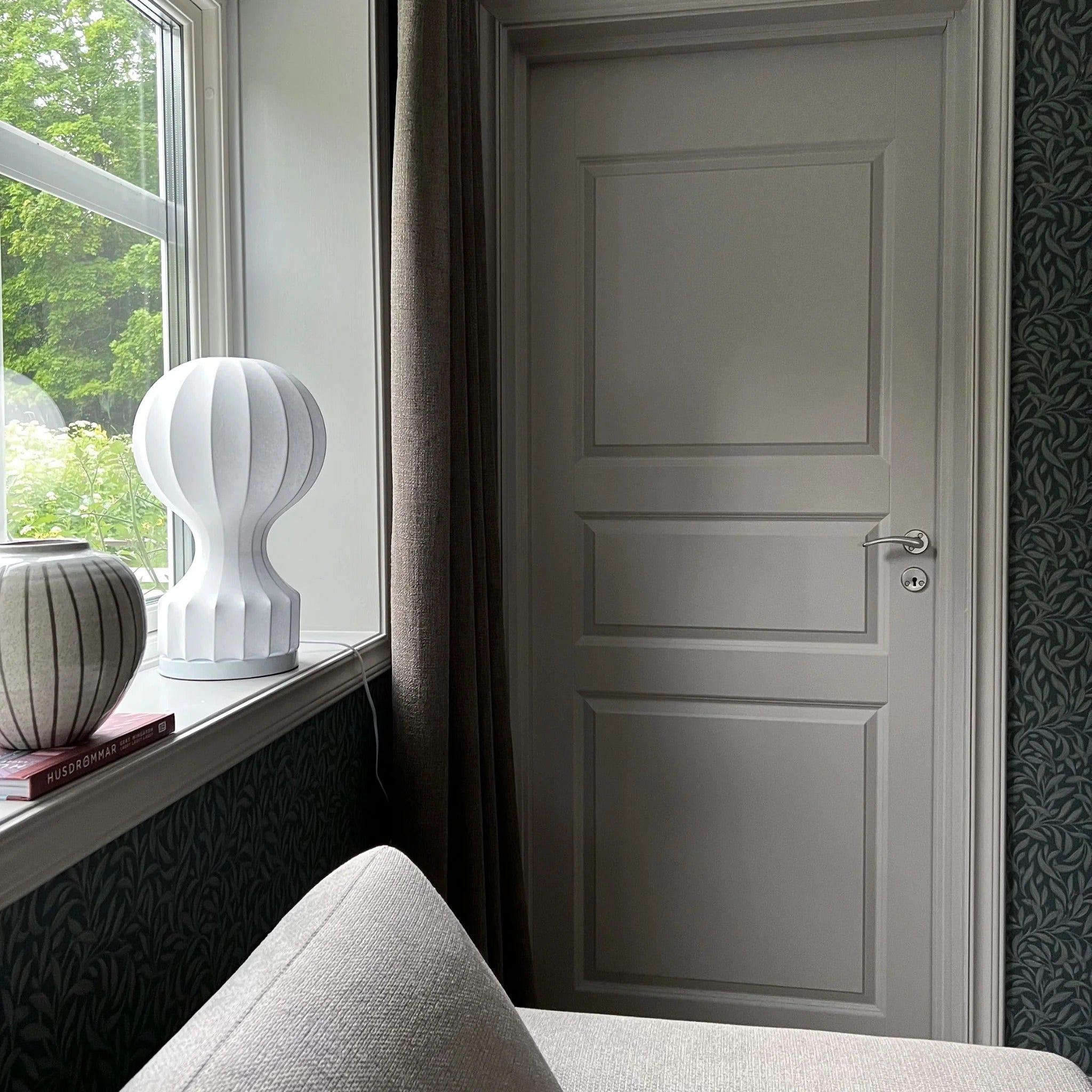 Mayu Table Lamp