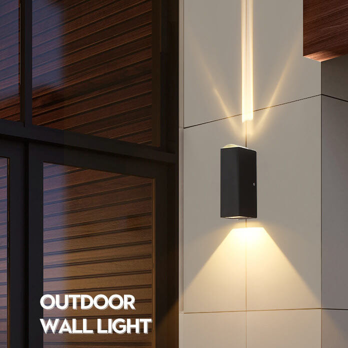 Hako Outdoor Wall Light
