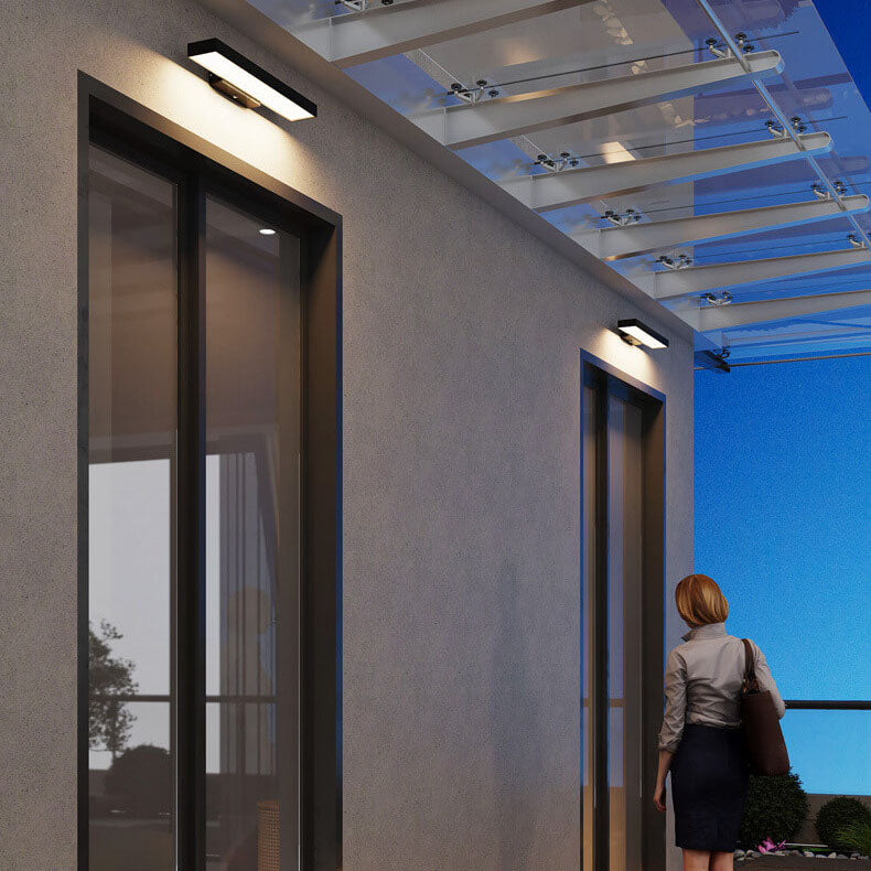 Taira Outdoor Light