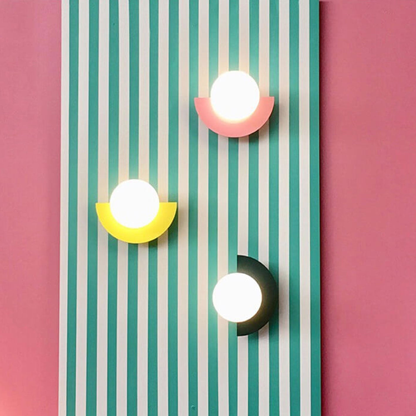 Yuki Wall Light