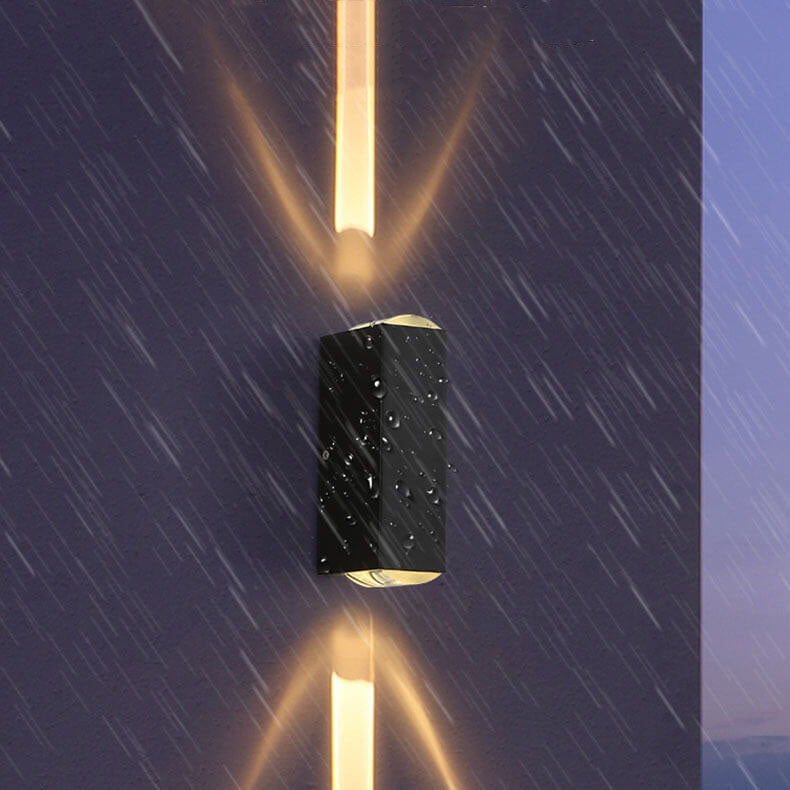 Hako Outdoor Wall Light