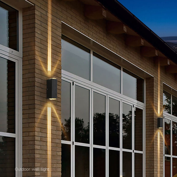 Hako Outdoor Wall Light