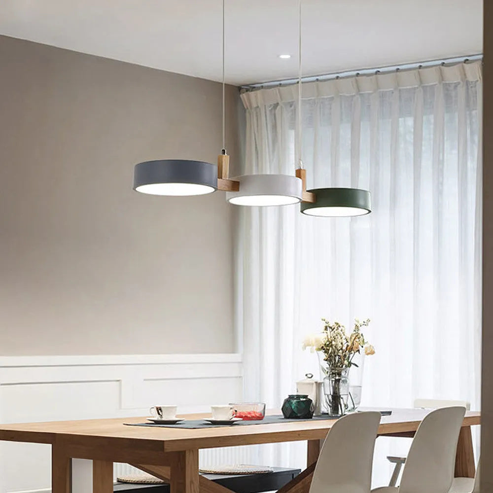 Soroi Pendant Light