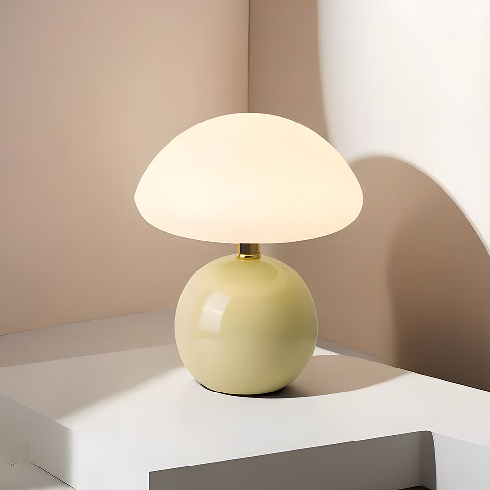 Kinu Table Lamp