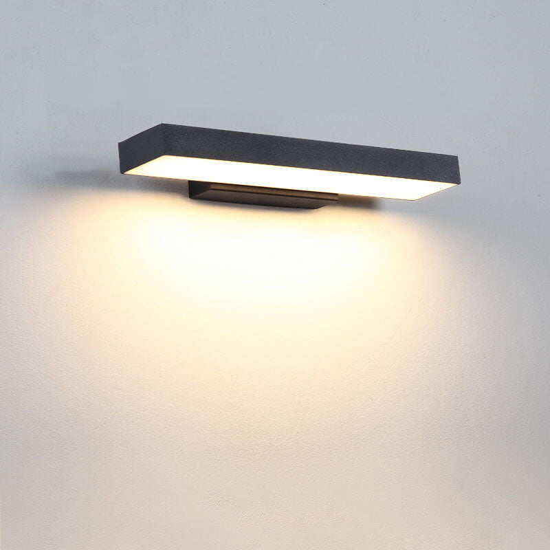 Taira Outdoor Light