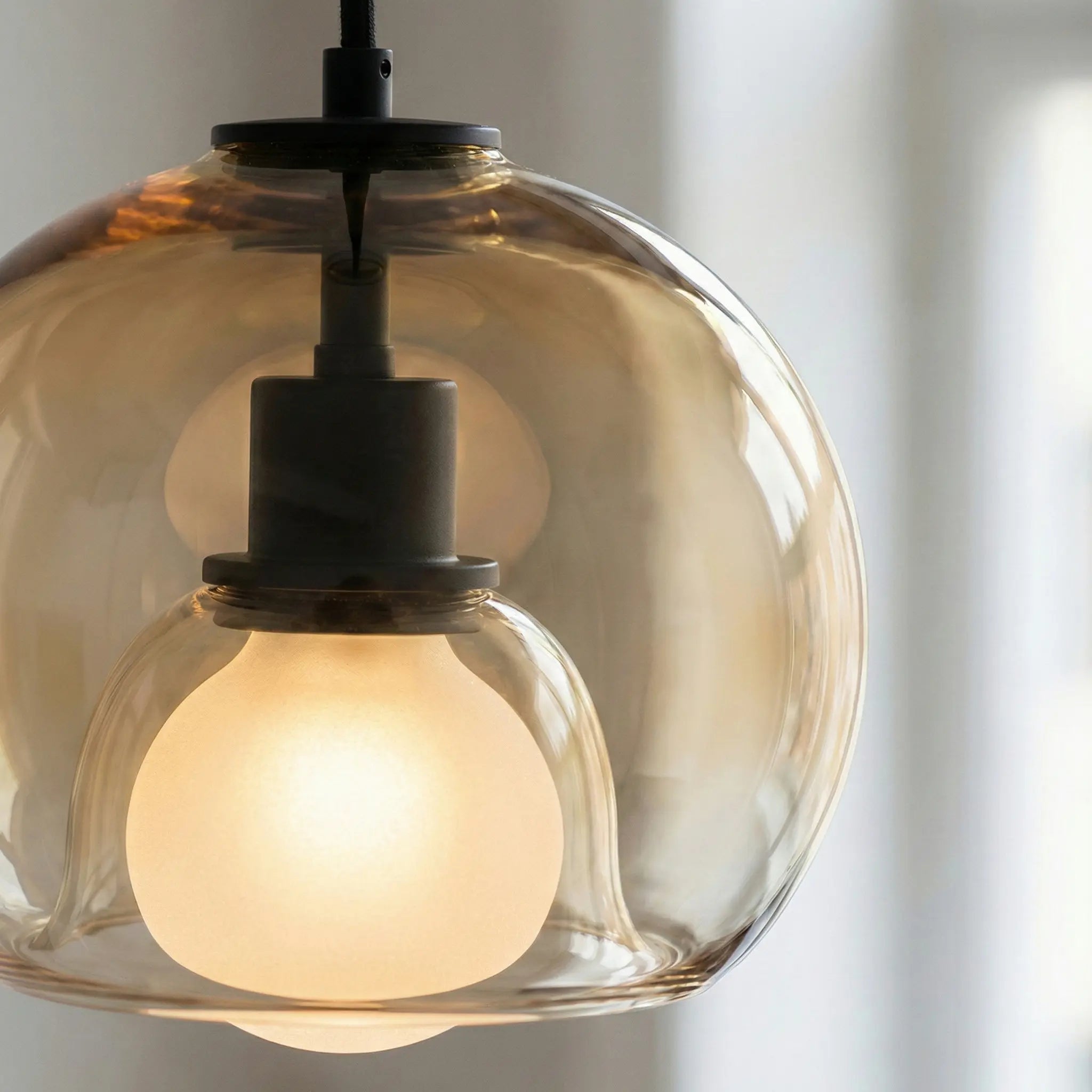 Sora Globe Pendant