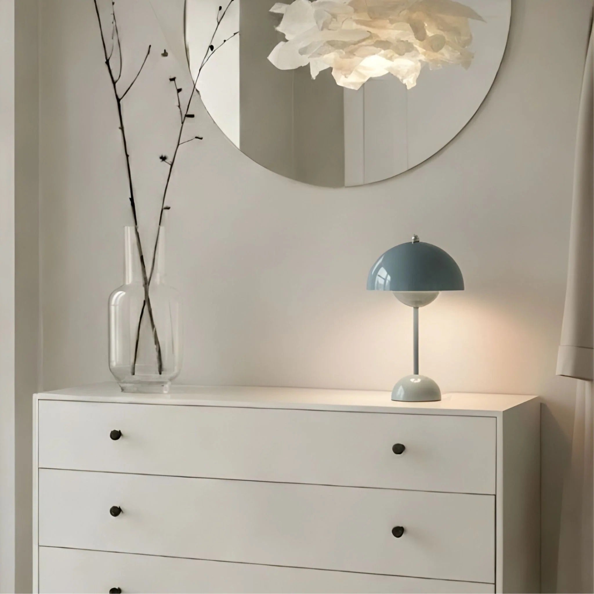Tsubomi Table Lamp